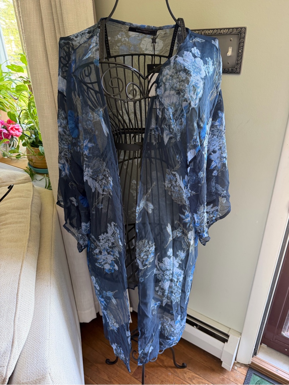 BCBGMaxAzria Navy & Light Blue Floral Sheer Kimono